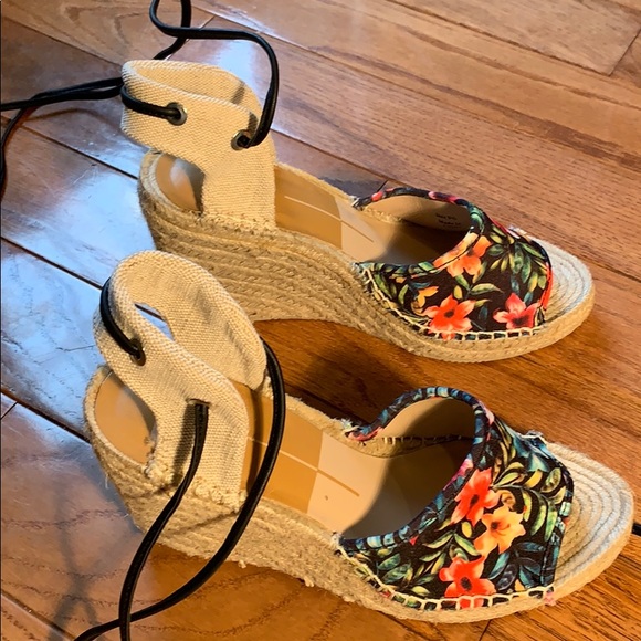 Dolce Vita Shoes - Dolce Vita Sophia Espadrille Wedge NWT*Host Pick*